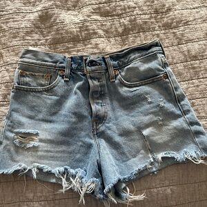 Levis Women Distressed Shorts High Rise